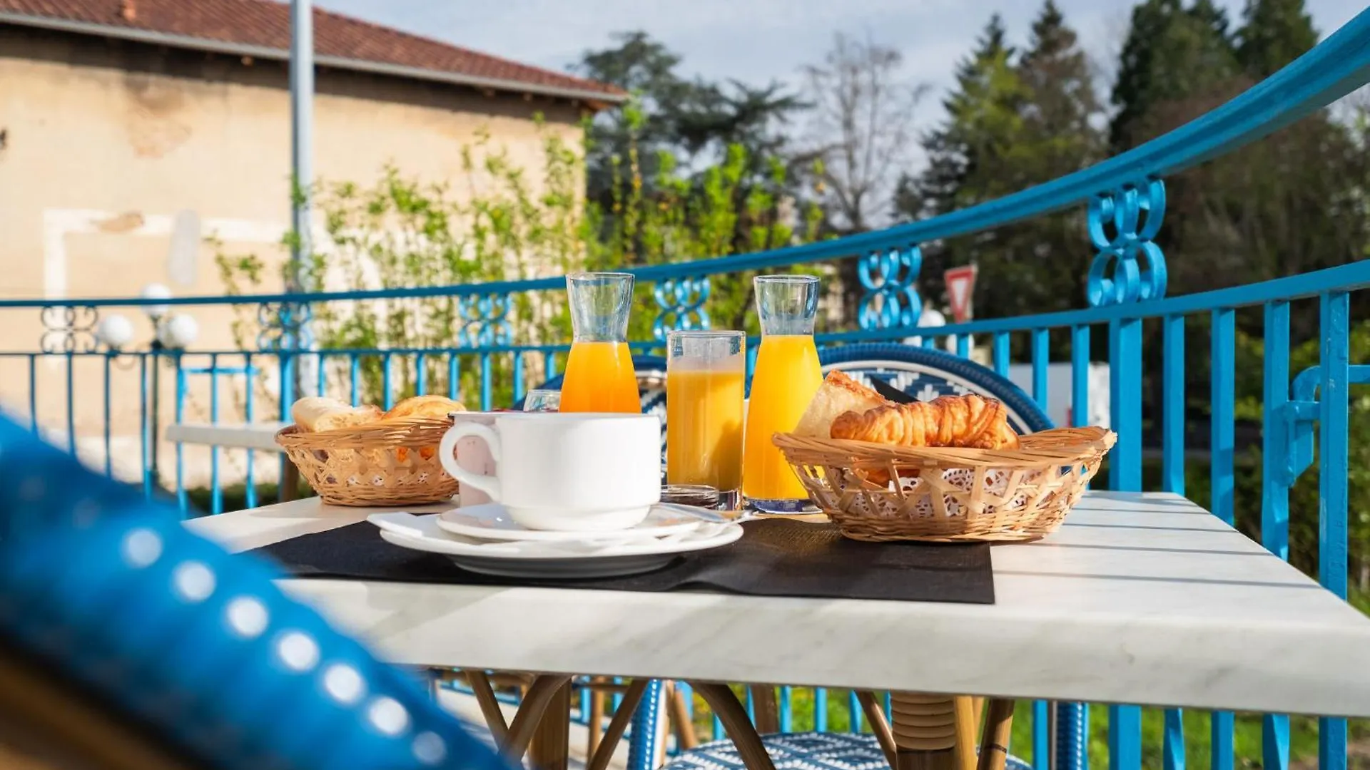 *** Hotel Cit'Hotel Logis De Brou, Bourg En Bresse Francia