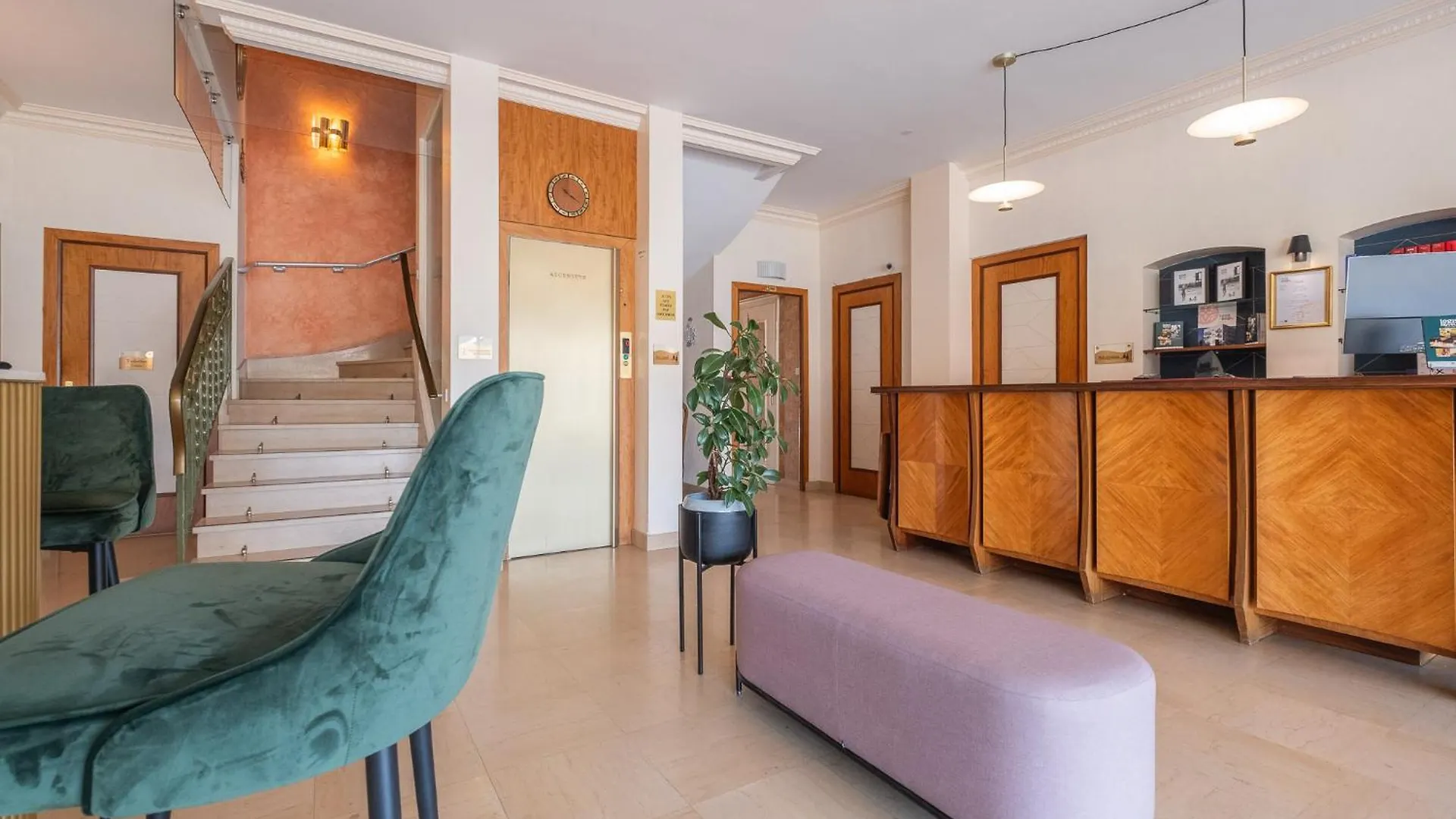 Hotel Cit'Hotel Logis De Brou, Bourg En Bresse